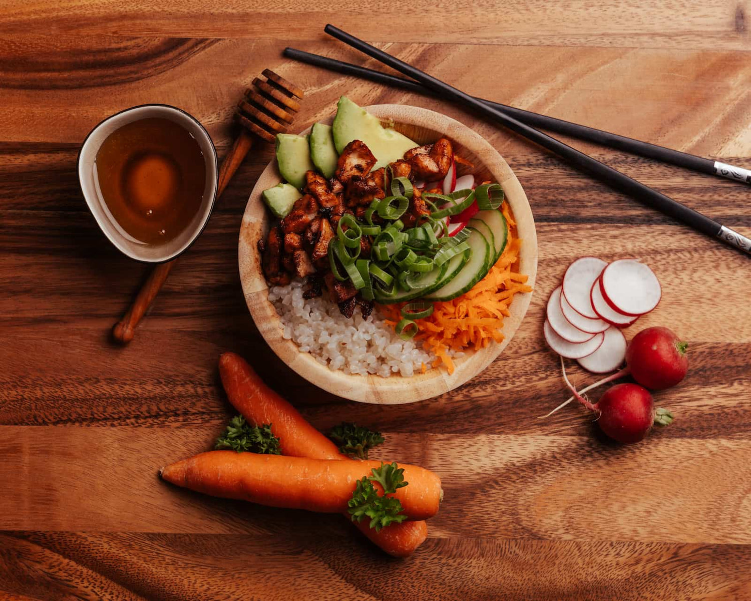 Poke Bowl mit Konjak Reis